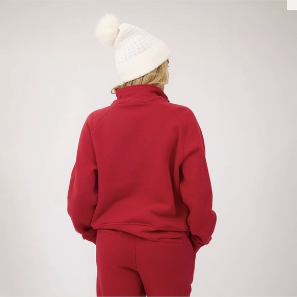 Red Half-Zip Sweatshirt and Pants Set - Picture 4 of 10